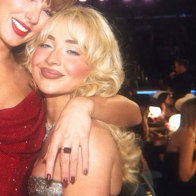 cahvanagh's profile picture. 