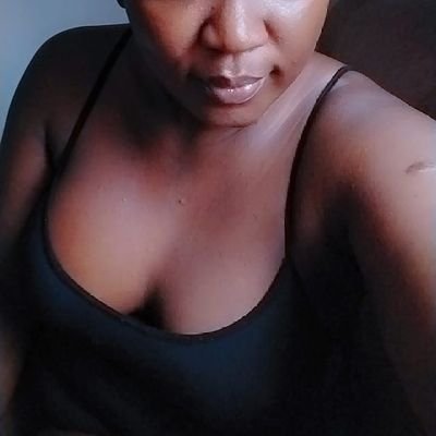 AchonuVictoria's profile picture. 👑  ♌️  A lioness in her Kingdom ,
An obedient citizen ✊
An advocate of self love ❤️
An Entrepreneur,
       That small girl with a big voice 📢
NO DMs❌❌❌