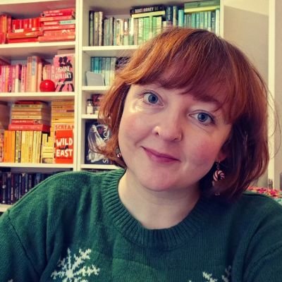 kellyscosylife's profile picture. ✨ Writer of cosy, queer fiction 
✒️ Ascent Novel Prize LL 2025
📙 Books, movies, TV
🌈Queer, autistic, anxious
🏴󠁧󠁢󠁷󠁬󠁳󠁿 Slow living in Wales