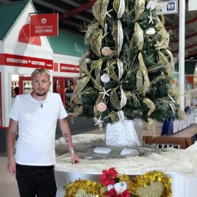 DanielPExall's profile picture. Hi, I’m looking for chats and mates.