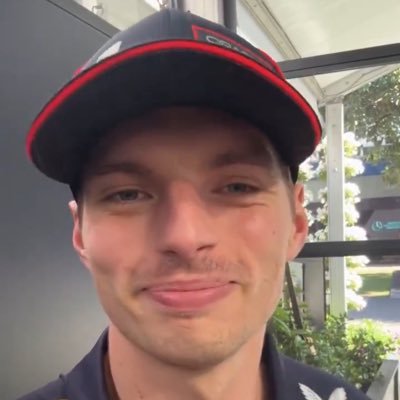 kingvonstappen's profile picture. thirtythree