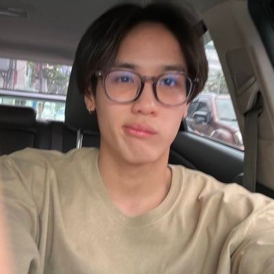 kittycatkhao's profile picture. the sun will always be there waiting after the rain | ☆ saw fk and skz! | seeing pondphuwin and bossnoeul ✧