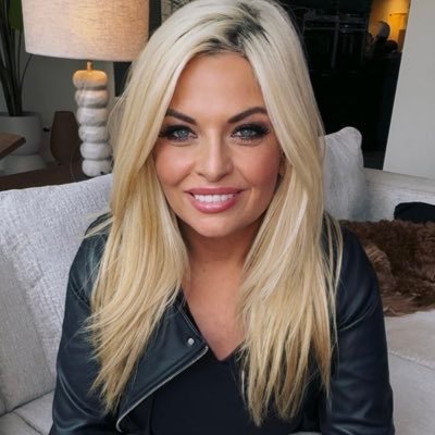 BobbiEden's profile picture. Organisatie Kamasutra ,Author, Drawing artist, TLC, Gamer Info:bobbimanagement@gmail.com Bookings:info@mika-agency.nl Management: mirjam@demeisjes.nu