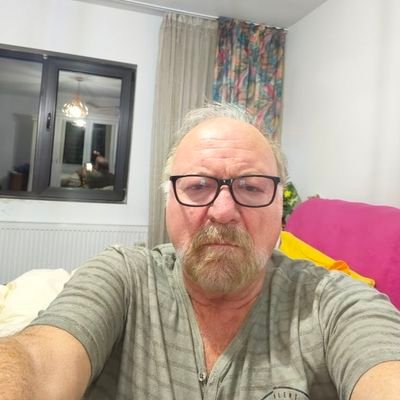 carlWalker83642's profile picture. I believe in love