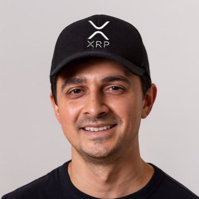 vibhu's profile picture. mid tier manager