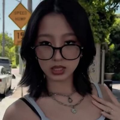 cherrysungss's profile picture. hanpoper & in my head enthusiast