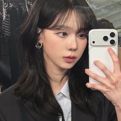 gimeowong's profile picture. 