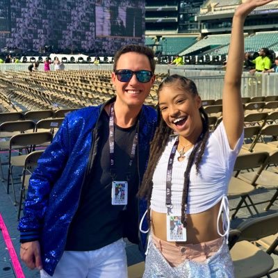 alltoozac's profile picture. 