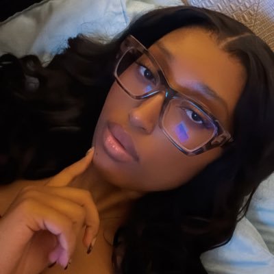 brattyshayxo's profile picture. υnвoтнered вraт • ♑︎ • 🇵🇦🇬🇾 • 👑