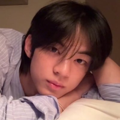 joyjaktim's profile picture. the sun will rise and we will try again.