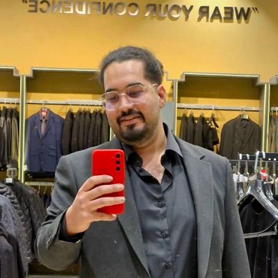 designbazzz's profile picture. در لحظه زندگی کن