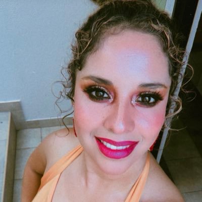 Mayralabas76251's profile picture. 