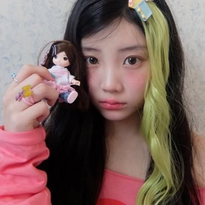 cutecoolgirl47's profile picture. ch ch ch ch cherish my love 🦷🪥