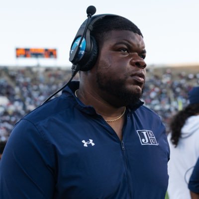 CoachBennettJr's profile picture. Offensive Analyst/Assistant RB Coach @gojsutigersfb