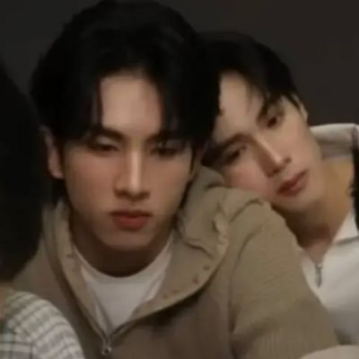 astonbun's profile picture. ♡ mostly chokunaston, surfjava, seakeen, lukemick, perthsanta, kengnamping ♡