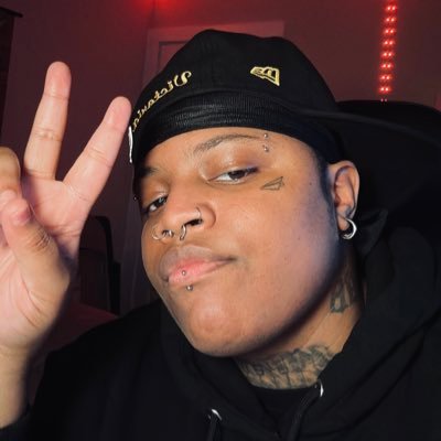 oneandonlyteoo's profile picture. Aquarian | #twitchaffliate 🎮 | she/they | Designer/Gamer/Streamer | https://t.co/gjfX7hZCJ9 | 📧: oneandonlyteo@gmail.com