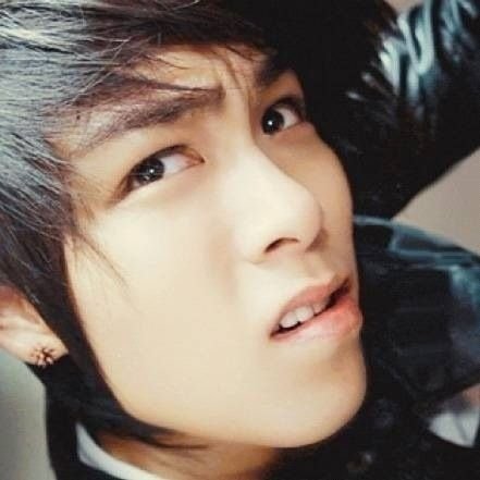 monstaxepeitos's profile picture. #JEONGHAN: gaslight. gatekeep. girlboss.♡ #민혁 #형원  #창빈 #승민  ♡ LEIA O CARRD.