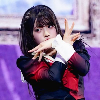 iluvetill's profile picture. one word from you and I would jump off of this ledge im on , baby @curedhalo