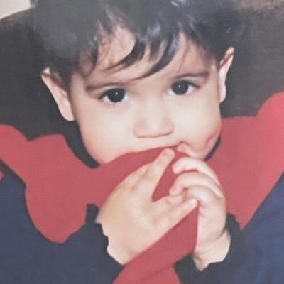 aidasssk's profile picture. دنیا همه هیچ و اهل دنیا همه هیچ .