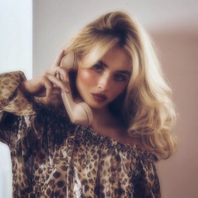 tqybrinaa's profile picture. i love pop music 🪩 || rom-coms, musicals, horror, action & sci-fi fan 🌟 | cd & vinyl collector || she/her | marvel & st fan || swiftie & carpenter forever🐾