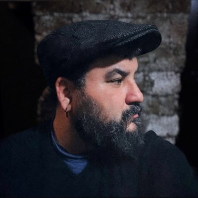 roxrd_'s profile picture. Anti-woke, viciado em memes e café forte. #forawoke