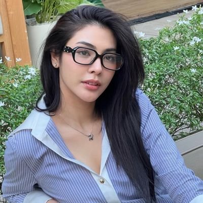 naonuncajamaisz's profile picture. obsessed w faye peraya.