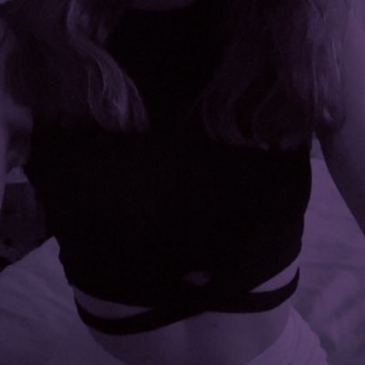 Mommygo00728871's profile picture. F21 let mommy drain your cock for free   DMs open😍🥰