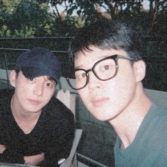 annabtrz__'s profile picture. army e blzeira desde 2018 💜