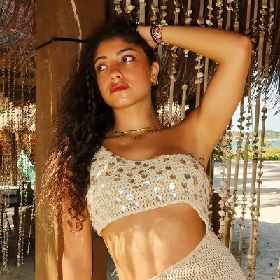 avanwszini's profile picture. daniela, you will                                                                                                     always be my girl. 🩷