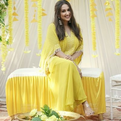 mary_divya76's profile picture. एक युवा महिला जो मुंबई भारत में पैदा हुई थी, लेकिन यूएसए में स्थानांतरित हो गई, मुझे फैशन और रोमांच, पेशा पसंद है; मैं एक वित्त सलाहकार और व्यापार प्रबंधक हूं