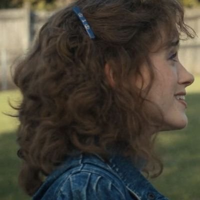 jhyeopsgf's profile picture. — Soli Deo Gloria៹                                                                                      
📖: dates & dragons