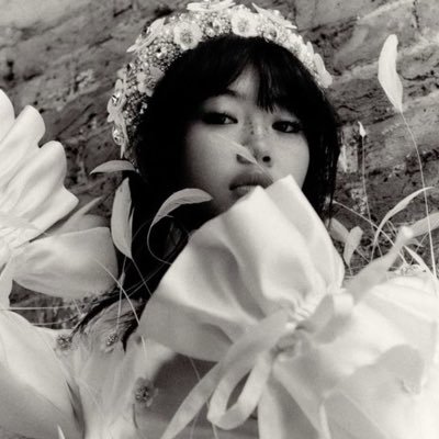 caixadeespirito's profile picture. 