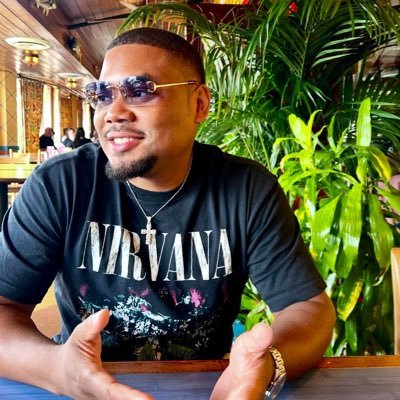 Betwitbizzy's profile picture. I bet on sports + help ppl make money. 🍩🐶✨All plays posted below: ⬇️⬇️⬇️