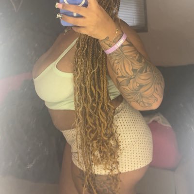 youngfuckslut19's profile picture. 19 💋dm for menu. CNC,Misogyny, DDLG. DMs open :) not responding to no pfp or no age in bio. https://t.co/wVSMusQ66Q  $5 dm fee