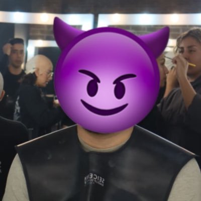 LaBoobsX's profile picture. single