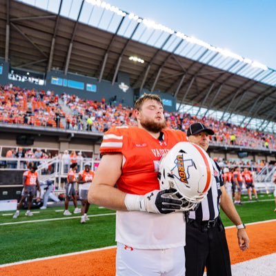 Wes Thompson Profile