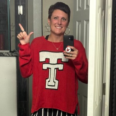 LTavarezECISD's profile picture. Mom, Wife & Forever Teacher/Principal & current TTU Doctoral Candidate. Ector County ISD Chief Technology Officer. #teamECISD #ECISDproud @tech_ECISD