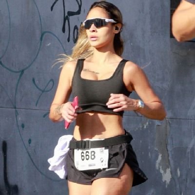 escalea_'s profile picture. 