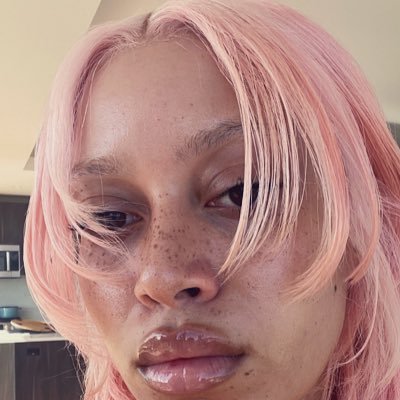 sirniola's profile picture. CMA to the fucking world