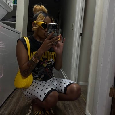 HailllS__'s profile picture. 1of1💋🇯🇲| M&M👩‍👦‍👦🫶🏽| AirBNB Host🏡✨