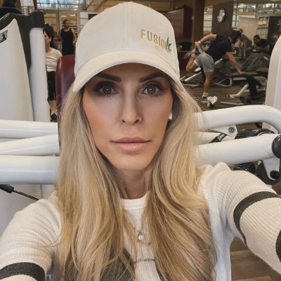 Lina03356's profile picture. Sometimes I’m funny (I think) lover of memes, based opinions, USA 🇺🇸 satire, cooking 👩🏼‍🍳 gym & mama. views are my own 🚫 reflect paid partnerships