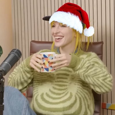 doomccoming's profile picture. i like paramore ig || priv- @shoegazeyy_