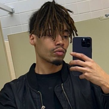 BerlunoJupiter's profile picture. MOONXBOYLUNO | Dreamcore/Nightcore Artist ✨ 🌱(ADHD + memory loss) liminal spaces , nostalgia , backrooms // / MAIN CHARACTER 8NFINITE DRAGON DASH LOOP 🔂