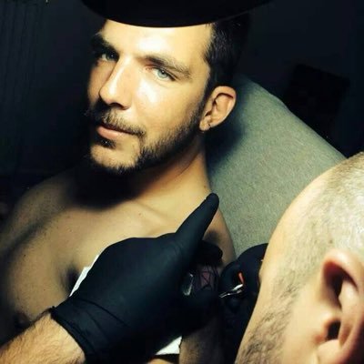 Psiloskilos's profile picture. τον κωλο σας στη γνώμη σας