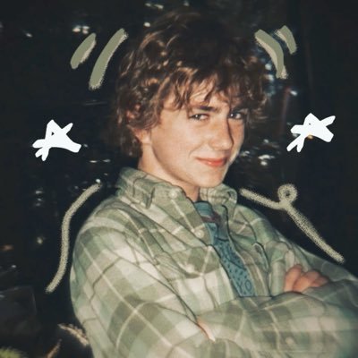 ioveships's profile picture. fictional ships take up 99% of my brain storage