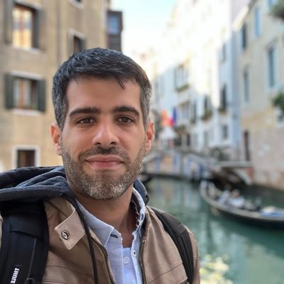 mathsofmeaning's profile picture. Which story are you living by? I write about stories, attention & meaning.