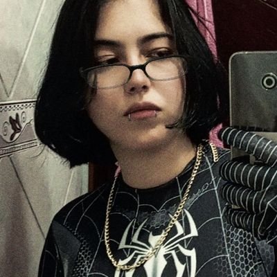 freenstar's profile picture. uma romântica comunicadora apaixonada por mulheres e fazendinha