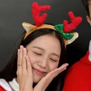 vivienne_etc's profile picture. 