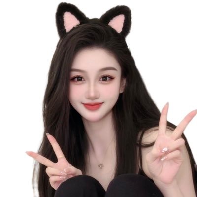 dingpandading's profile picture. 🤔听说贵圈一天 人间一年 本🐼无牵无挂 满仓不怕👊初入江湖 主打真实💫 赢了会所养奶狗 🐶 输了工地搬砖头🧱