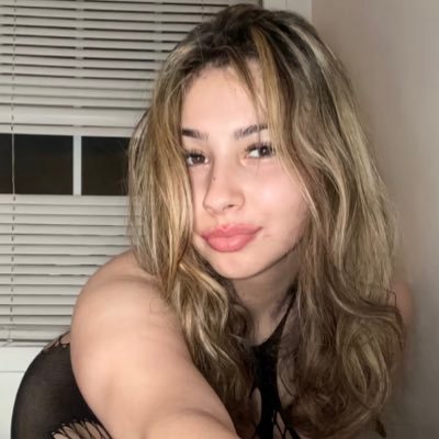 giannaxhassan's profile picture. I know u like this 👅💦 subscribe to my OF 💋